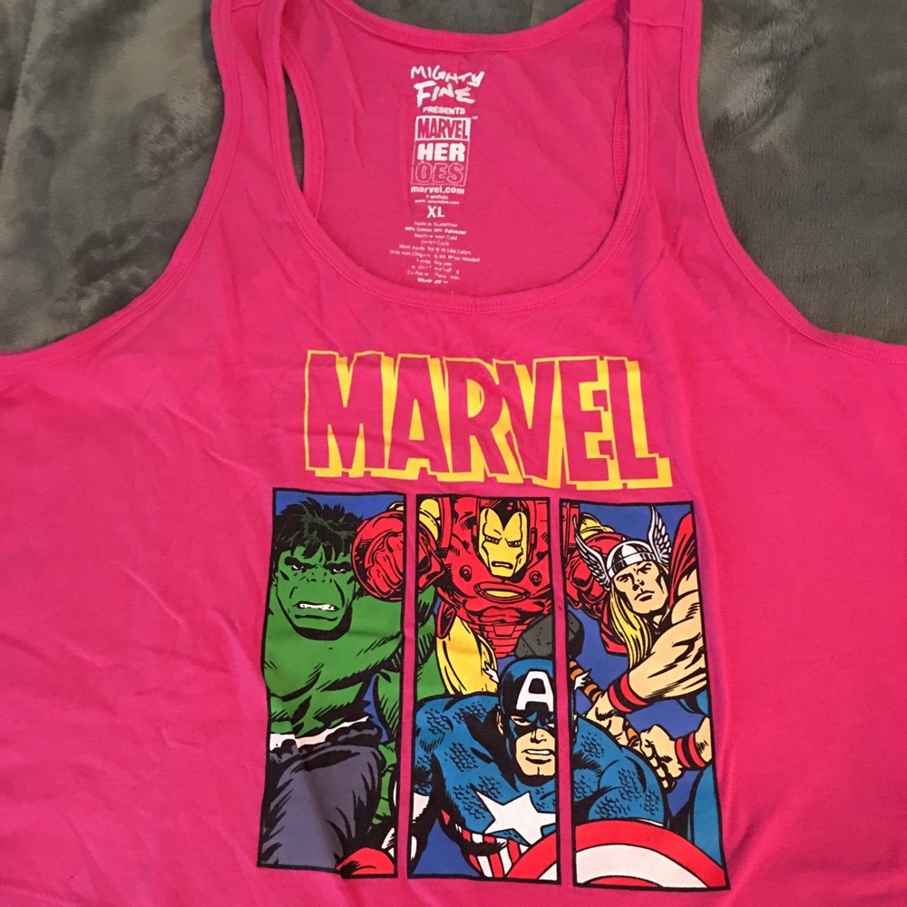Marvel tank size xl